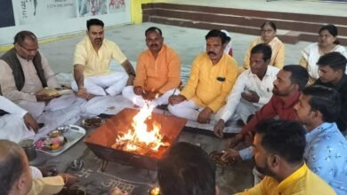 Photo of विश्व हिंदू परिषद बजरंग दल शाहजीपुर महानगर द्वारा नव संवत्सर विक्रम संवत २०८३ चैत्र शुक्ल प्रतिपदा के पावन अवसर पर हवन पूजन व प्रसाद वितरण कर हिंदू नव वर्ष मनाया गया।