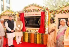 Photo of महामहिम राष्ट्रपति जी ने फीता काटकर रामकृष्ण मिशन अस्पताल स्थित नंद किशोर सोमानी ऑन्कोलॉजी ब्लॉक का किया उद्घाटन