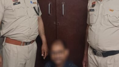 Photo of सरेआम सट्टा लगवाते आरोपी को पुलिस ने दबोचा