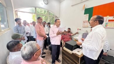 Photo of सांसद अरुण सागर से मिले डाकघर के पदाधिकारी