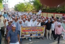 Photo of हरदोई की सड़कों पर उतरे हजारों शिक्षक; TET की अनिवार्यता के विरोध में पैदल मार्च और प्रदर्शन