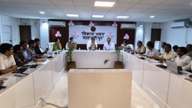 Photo of प्रमुख सचिव मनीष चौहान ने विकास भवन सभागार में विकास कार्यों की समीक्षा कर जारी किए निर्देश