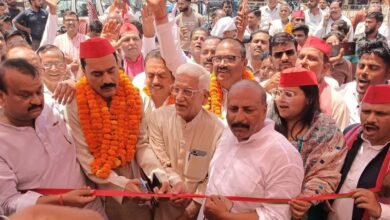 Photo of कटरा में सपा प्रत्याशी के चुनाव कार्यालय का जिलाध्यक्ष तनवीर खां ने फीता काटकर किया उद्घाटन