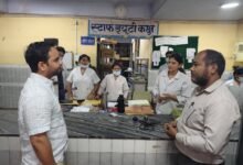 Photo of रविवार को सीडीओ ने फिर किया मेडिकल कॉलेज का औचक निरीक्षण, मचा हड़कंप 