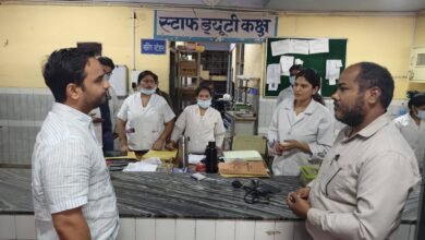 Photo of रविवार को सीडीओ ने फिर किया मेडिकल कॉलेज का औचक निरीक्षण, मचा हड़कंप 