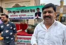 Photo of जेठ के प्रथम मंगलवार पर समाजसेवी संजय गुप्ता के सौजन्य से महानगर के 4 स्थानों पर वितरित हुआ बूंदी का प्रसाद