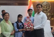 Photo of सीबीएसई बोर्ड परीक्षा 2026 में अजमानी पब्लिक स्कूल का दबदबा, हर्षित सिंह राना और अपूर्व विश्वकर्मा बने जिले के टॉपर