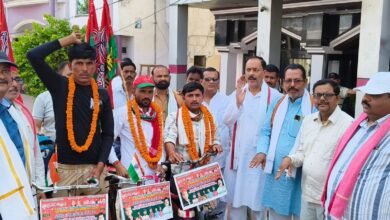 Photo of PDA साइकिल यात्रा का जिलाध्यक्ष तनवीर खान समेत सपाईयों ने किया जोरदार स्वागत