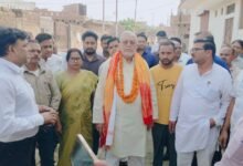 Photo of यूपी वित्तमंत्री ने अंबेडकर कॉलोनी गदियाना में पाइपलाइन कार्य का लिया जायजा, बोले- जनता को न हो असुविधा
