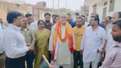 Photo of यूपी वित्तमंत्री ने अंबेडकर कॉलोनी गदियाना में पाइपलाइन कार्य का लिया जायजा, बोले- जनता को न हो असुविधा