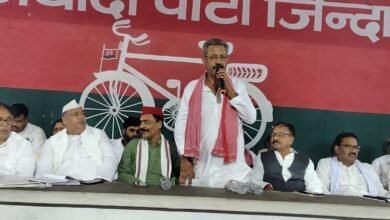 Photo of सपा की मासिक बैठक हुई संपन्न,शिक्षक एमएलसी चुनाव जीतने की बनाई गई रणनीति