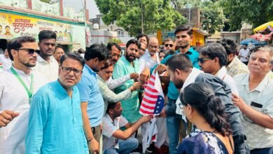 Photo of युवा कांग्रेस एवं एनएसयूआई ने संयुक्त रूप से अमेरिका में भारतीय झंडे के अपमान का किया जोरदार विरोध