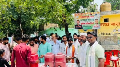 Photo of भीषण गर्मी में पुलिस भर्ती परीक्षा दे रहे युवाओं की मदद को आगे आए युवा कांग्रेस-एनएसयूआई