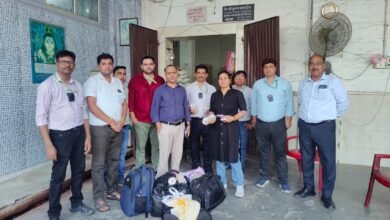 Photo of दिल्ली से आई एक कंपनी की टीम ने पुलिस प्रशासन के साथ शाहजहांपुर में दाल मिल पर की छापामारी