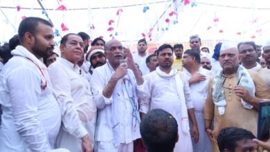 Photo of कांग्रेस के संविधान बचाओ संवाद कार्यक्रम में मूसलाधार बारिश के बीच उमड़ा जनसैलाब