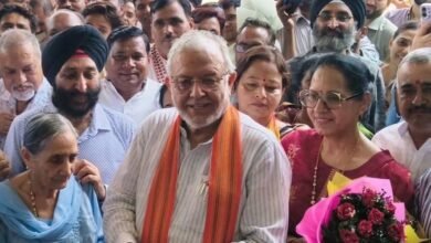 Photo of डॉ परविंदर सिंह के नवीन”गुरु नानक सेवा सूपर स्पेशलिटी हॉस्पिटल का यूपी वित्तमंत्री ने फीता काटकर किया शुभारंभ,दी बहुत बहुत मुबारकबाद