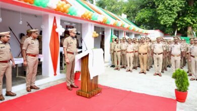 Photo of पुलिस लाइन में 80वें स्वतन्त्रता दिवस के अवसर पर एसपी ने किया ध्वजारोहण