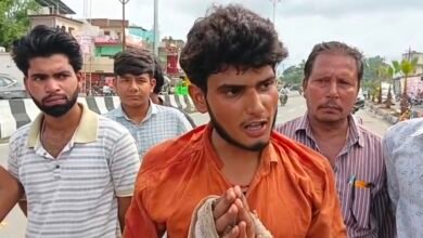 Photo of माता पिता की सुख शांति के लिए अनमोल मिश्रा नुकीली काँवर लेकर निकले जलाभिषेक करने 